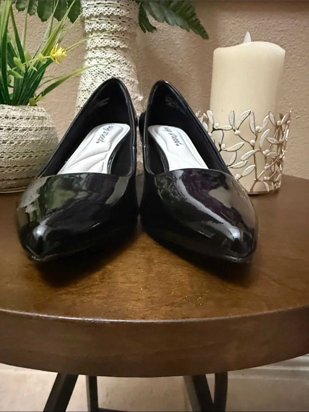 EASY STREET Black Patent Leather Pumps Size 8 New